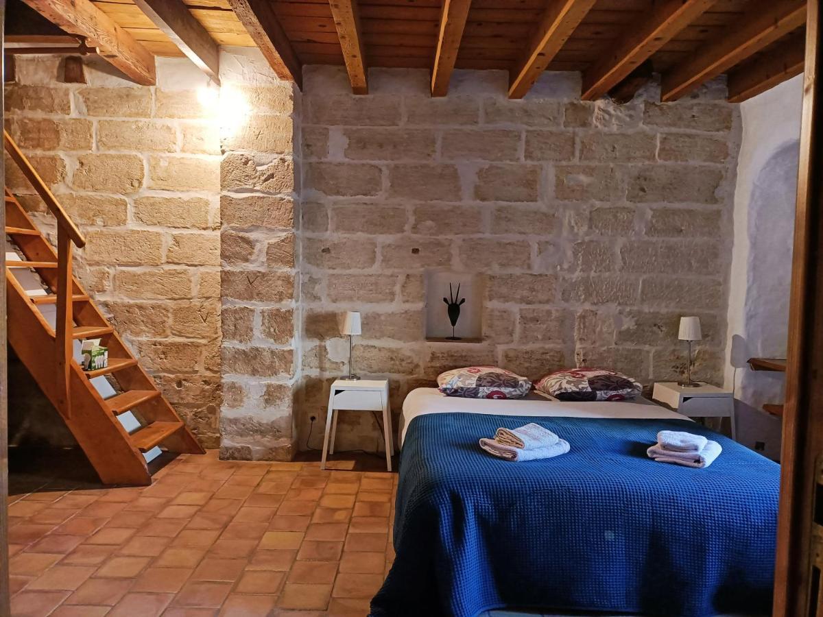 Maison Atypique Coeur De Village Historique Villeneuve-les-Avignon Ngoại thất bức ảnh