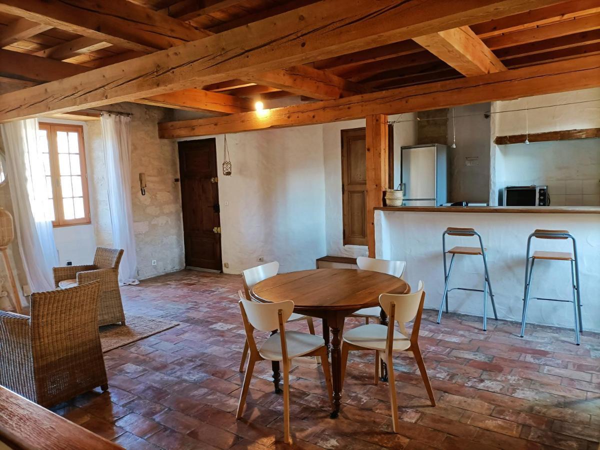 Maison Atypique Coeur De Village Historique Villeneuve-les-Avignon Ngoại thất bức ảnh